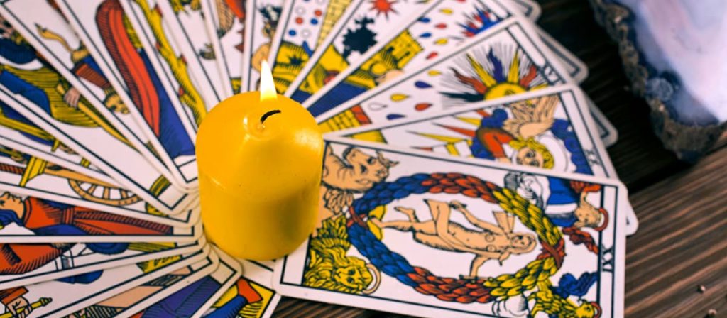 Tarot Barato Fiable: El Tarot Más Económico